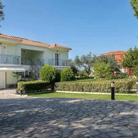 Vista Studios, Svoronata